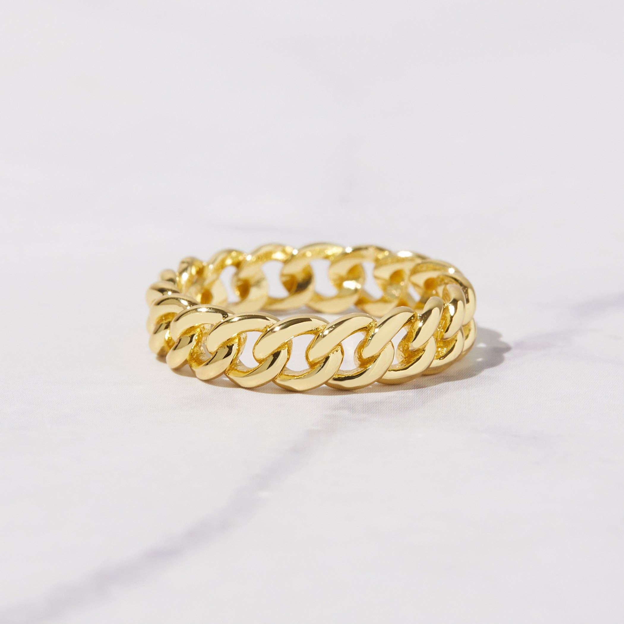 Gold Ring Plain Chain
